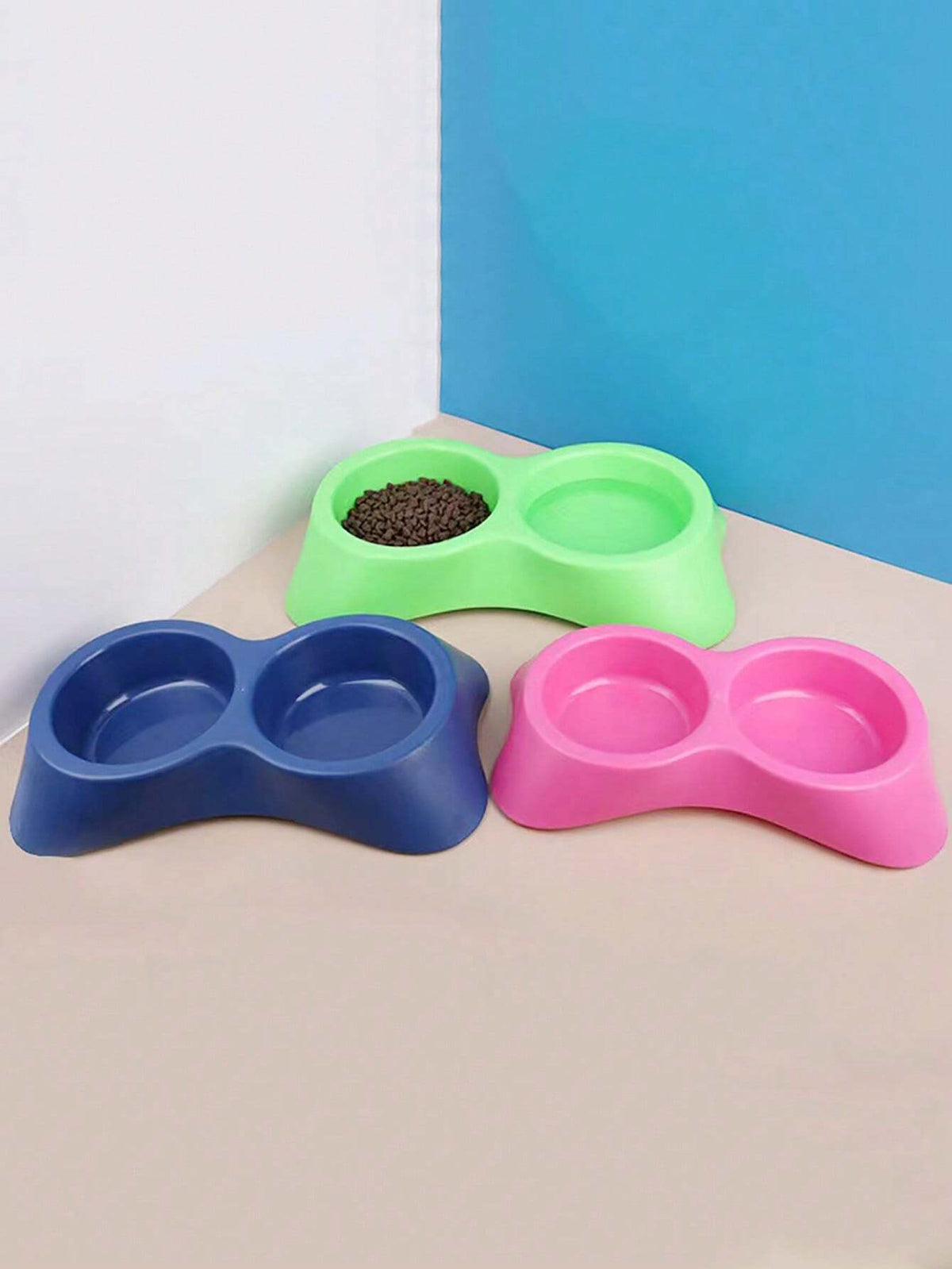 Plastic Dual Pet Food & Water Bowl